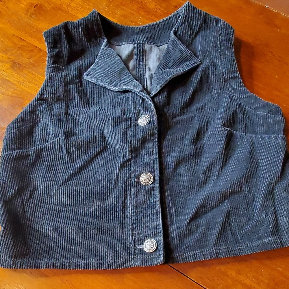 Vest - Picture 1 of 1